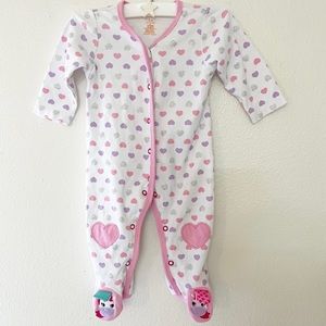 Bright Starts- sleeper, 6 mos, cute w/snaps, glittery/hearts/unicorn “tags”